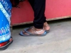 Candid indian anklet feet shoeplay  in flipflops