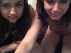 Lesbians Teens in Webcam - negrofloripa