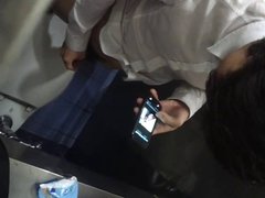 japanese dude wanking off to mobile porn