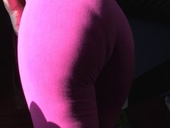 that ass is so hungry in pink tights from GLUTEUS DIVINUS