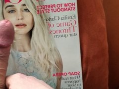 Fashion Magazine Cum Tribute Vogue - Emilia Clarke 