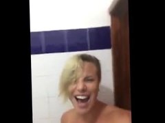 Hot girl with fat ass dances and sings naked