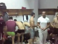PROODEUTIKH greek football team - naked in locker rooms 