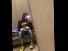 YOUNG TEEN JERKS OFF IN FITTING ROOM