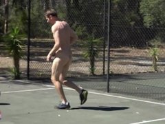 Australian Dude Nick Loves to Get Naked In Public Whilst Exercising in Full View