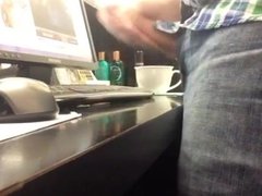 Str8 cumming at the front desk at work