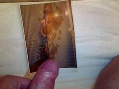I jerk off and cum for a hot italian girl in shower