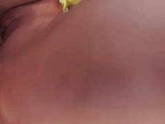 Sexy brunette babe gets horny sucking