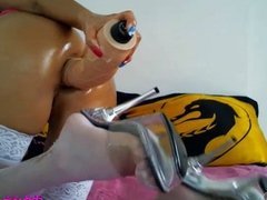 Polish Agneess and Massiv Dildo play