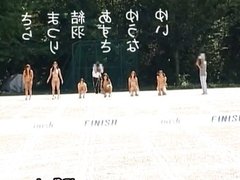 Asian girls run a nude track and field