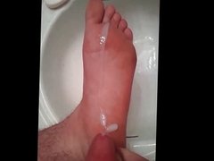 Foot Cumshot 1