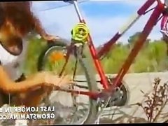 Cute cyclist fucks a good samaritan