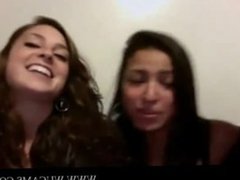 Sexy Latina Singing on Webcam universit