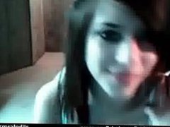 Cute Amateur Webcam Brunette Masturbating On Her Chair free cam chat amateu