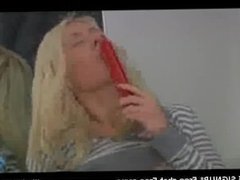 Petite coed stuffs twat live sex cam teens porn videos webcams porno live
