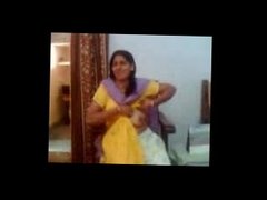 indian bhbahi boobs flashing