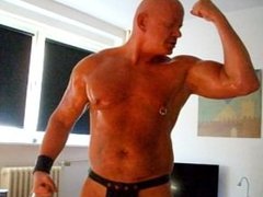 Muscledad Akos Piros showing off his muscles 2