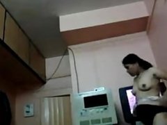 INDIAN - Pooja Aunty caught changing 2