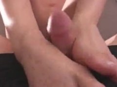 Wife gives a nice footjob