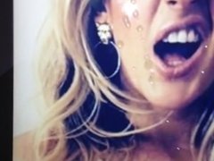 Ellie Goulding is a cum slut