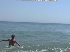 Public girlfriend fuck near the beach scene 2 from dates25.com