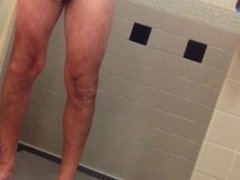 [Lockerroomshowers] Daddy Dries Himself After Showering