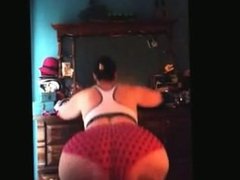 White bbw workin out her huge ass. Sona from 1fuckdate.com
