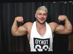 Worship My Pits Cum On My Biceps