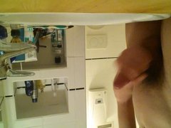 Teen masturbates in Bathroom