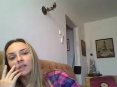 Raluca Maria Rosca de la Bucuresti face videochat