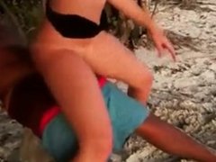 Cutie Fucking a Stranger at the Beach during Holidays