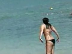 Martine McCutcheon - FullHD Bikini Beach