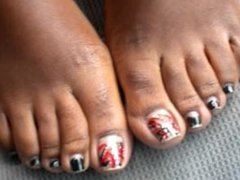 Eve Red And Toenails