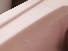 Hot gay teen masterbates in bath with bubbles