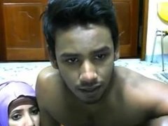 AsianSexPorno.Com - Malay couple live on webcam