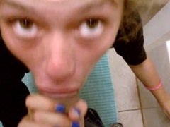 Teen girl gives blowjob in bathroom