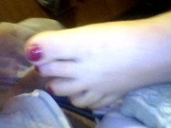 pretty red toes wife footjob cumonfeet amateur