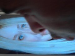 Cum on Dakota Fanning - November 2014