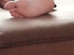 passed out gf feet