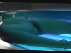 HOT REDHEAD GIRL PEES IN HER PRIVATE TANNING MACHINE