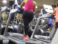 Amazing booty on treadmill