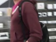 French Guy Calmly DESTROYS EVERYTHING in Apple Store With STEEL BALL