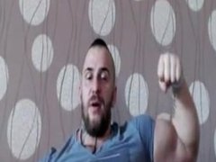 Huge Bodybuilder On Webcam Bouncing Huge Pecs