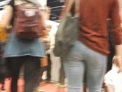 nice ass in tight jeans voyeur