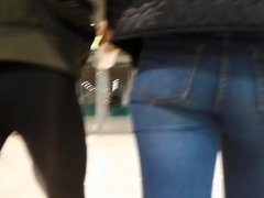 Teen ass in tight jeans hidden cam