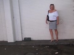 Mature flashing mum outdoors with sexy exhibitionist milf Je