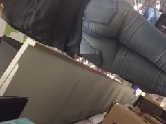 Juicy and firm teen ass in tight jeans