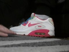 Licking air max