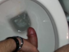 Cumming in my toilet!!!!!