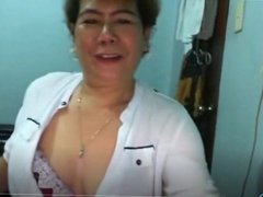 Elen Valdez mature Pinay from Manila showing on Skype